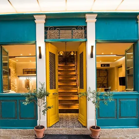 Libretto Apartment *