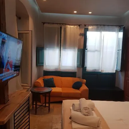 Apartment Libretto